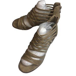 TG tan Gladiator heels new without tags size 5.5